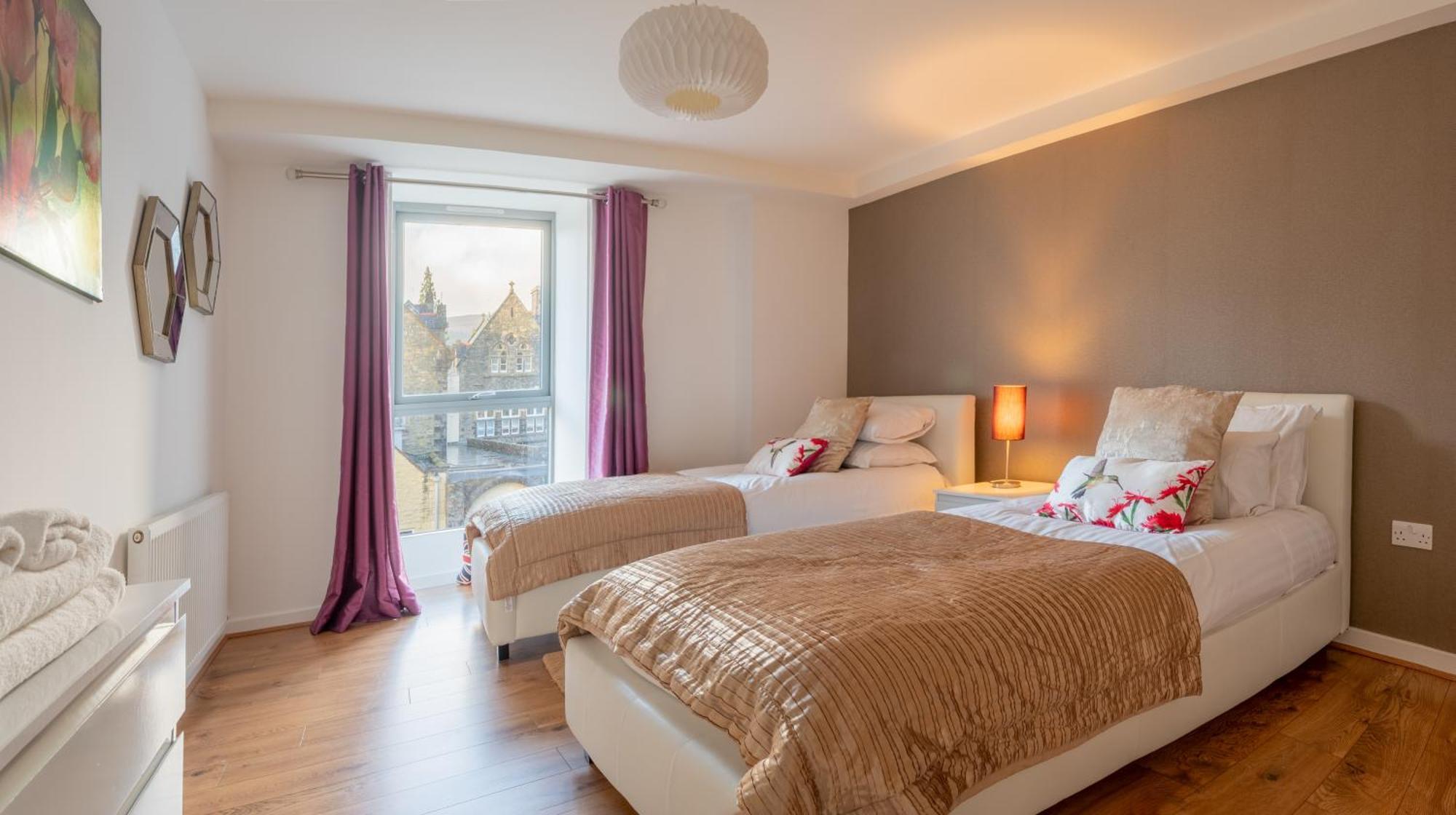 Ac19 Lower North Aisle - Luxury Self Catering 2 Bedroom Apartment Fort Augustus Bagian luar foto