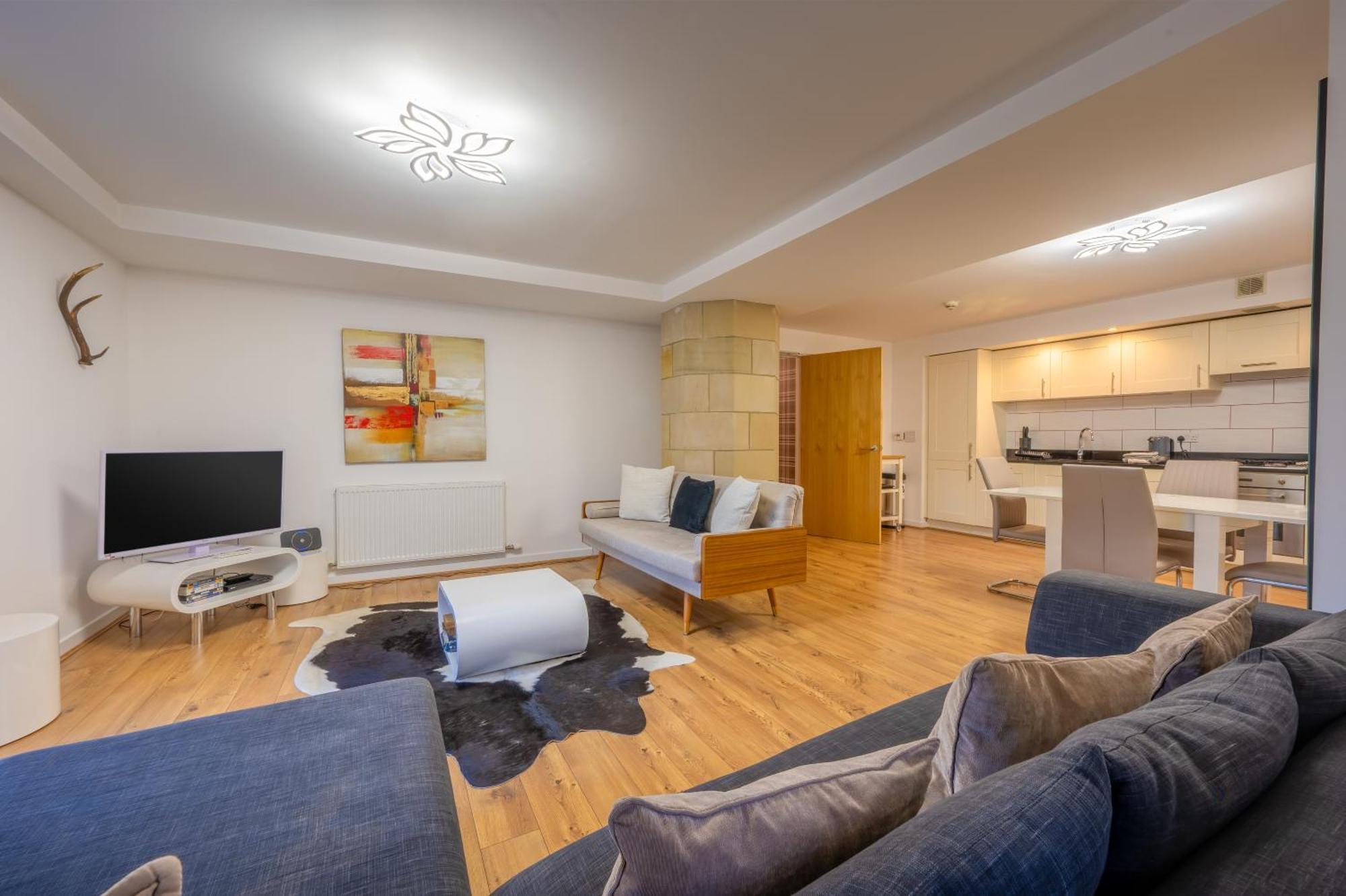 Ac19 Lower North Aisle - Luxury Self Catering 2 Bedroom Apartment Fort Augustus Bagian luar foto
